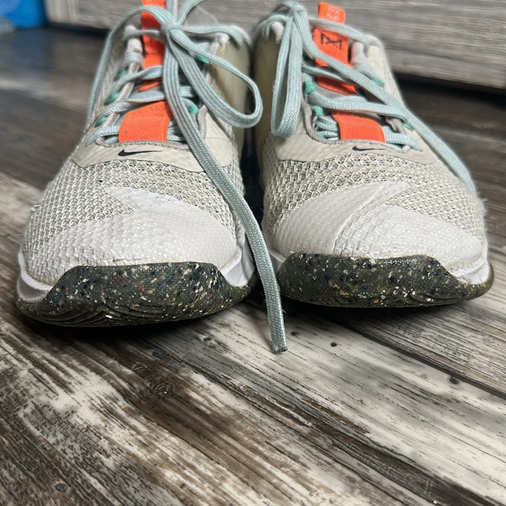 Nike Metcon Sneakers - Picture 7 of 12